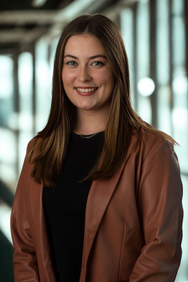 Fiona Macdonald, Social Media Director